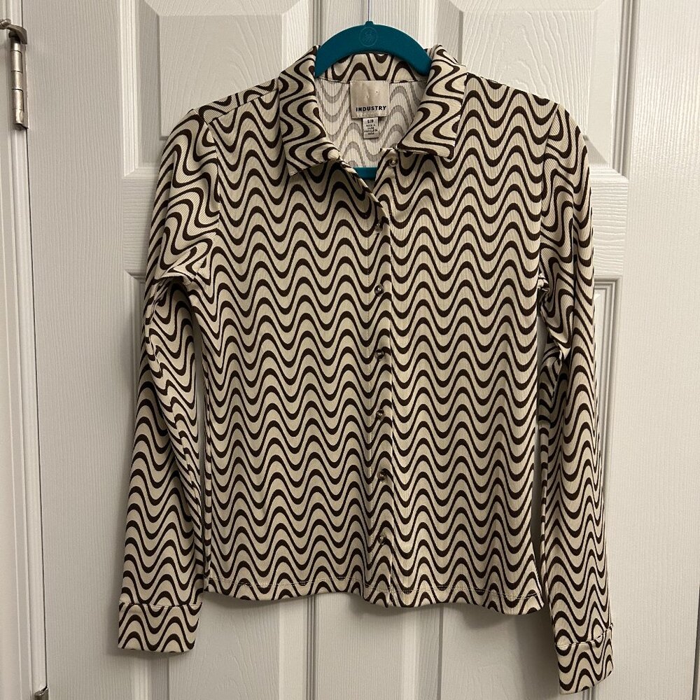 INDUSTRY retro-inspired wavy design brown & cream blouse (S)